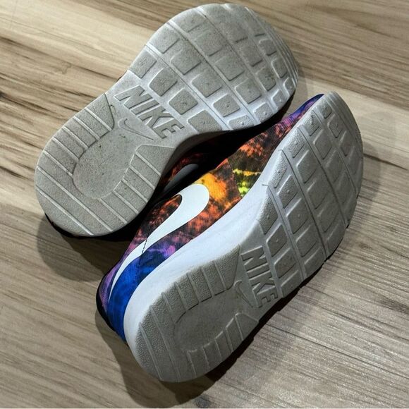 Nike Tanjun Print Tie Dye Sneakers Boys 6 - Picture 3 of 6